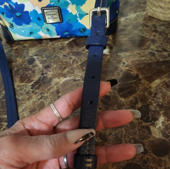 Dooney & Bourke Multicolor Floral Crossbody Bag GUC - Picture 13 of 14